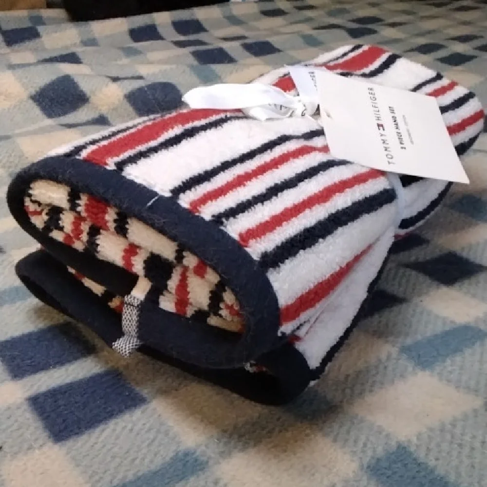 Tommy Hilfiger 2-Piece Hand Towel Set | Red White Blue | NEW